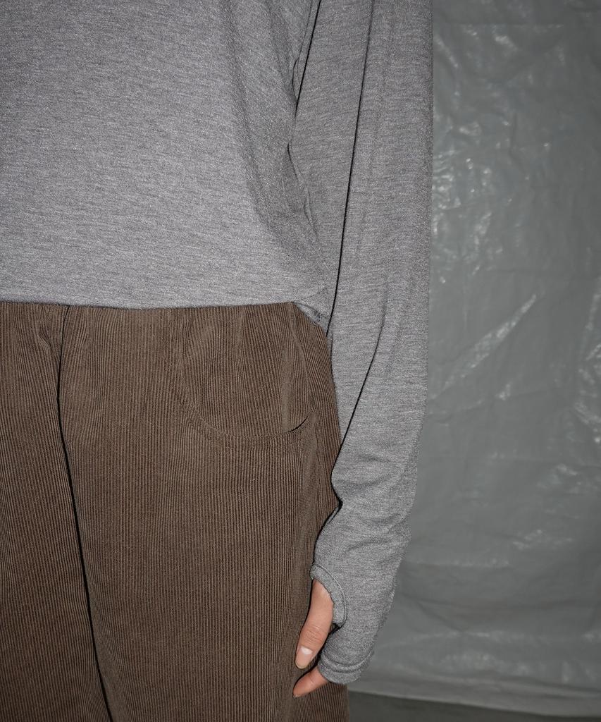 Julliapepe Layered Finger Hole Tee (Grey)