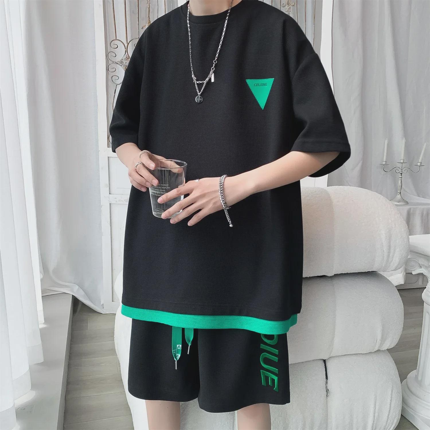 

Мужской летний спортивный костюм из вафельной ткани: Модный комплект из футболки с коротким рукавом и шорт L чёрный