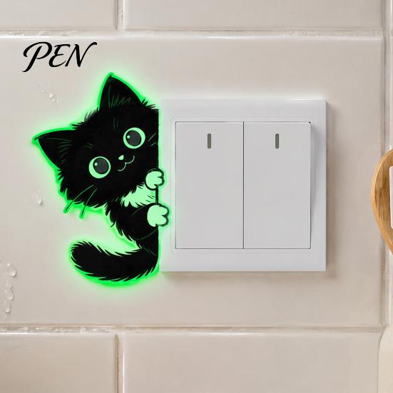 Self Adhesive Socket Decals Glow in The Dark Black Cat Wall Sticker, Luminous Self-Adhesive Light Cute Switch Decal, Decorative Room Decor for Bedroom