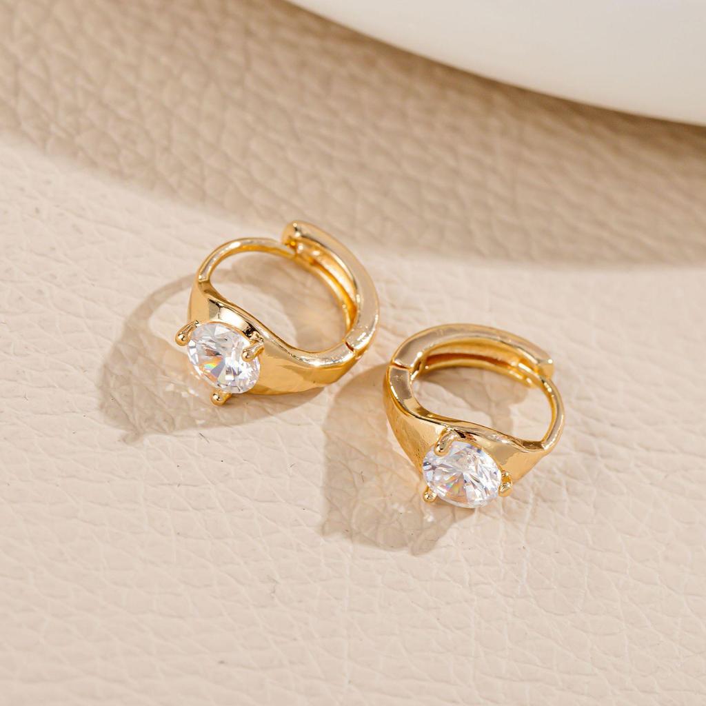 Korean Retro Diamond-Inlaid Stud Earrings - Exquisite Internet Celebrity Style