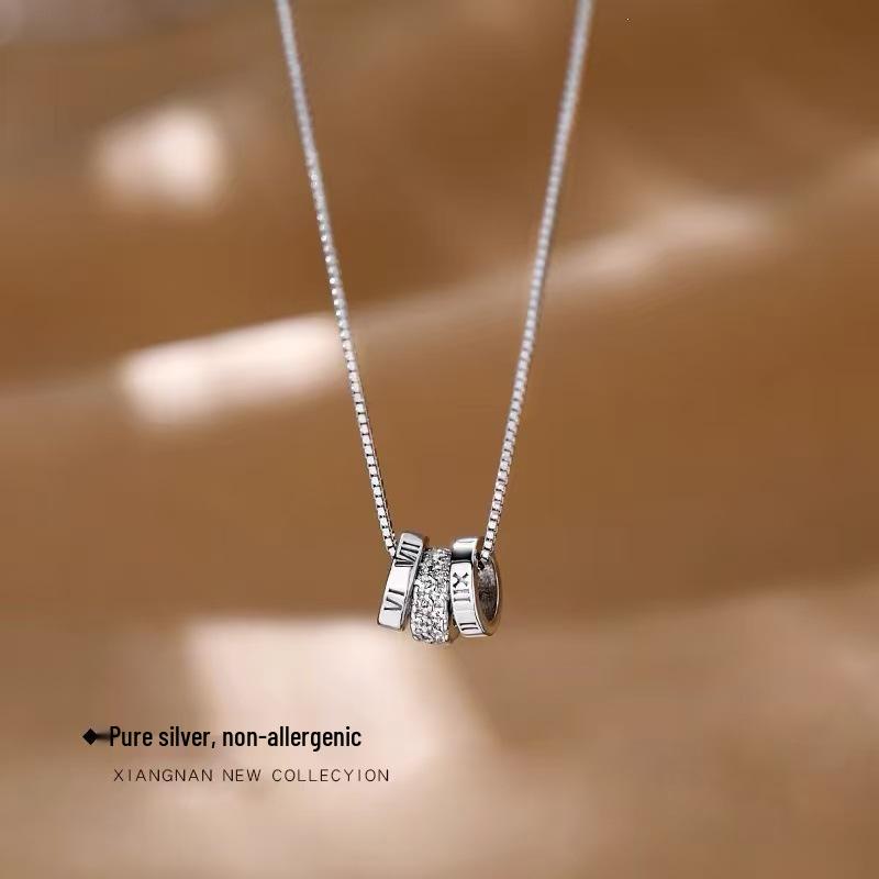 Collier pendentif en argent sterling 925 avec chiffres romains - Cercle à trois anneaux et chaîne de clavicule, Style simple de luxe léger