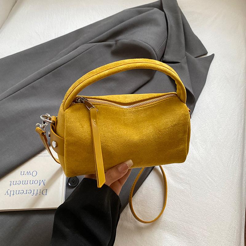 New Retro Pillow Bags Fashionable Niche Design Handbags High-quality Frosted Shoulder Bags Popular European American Casual Bags
