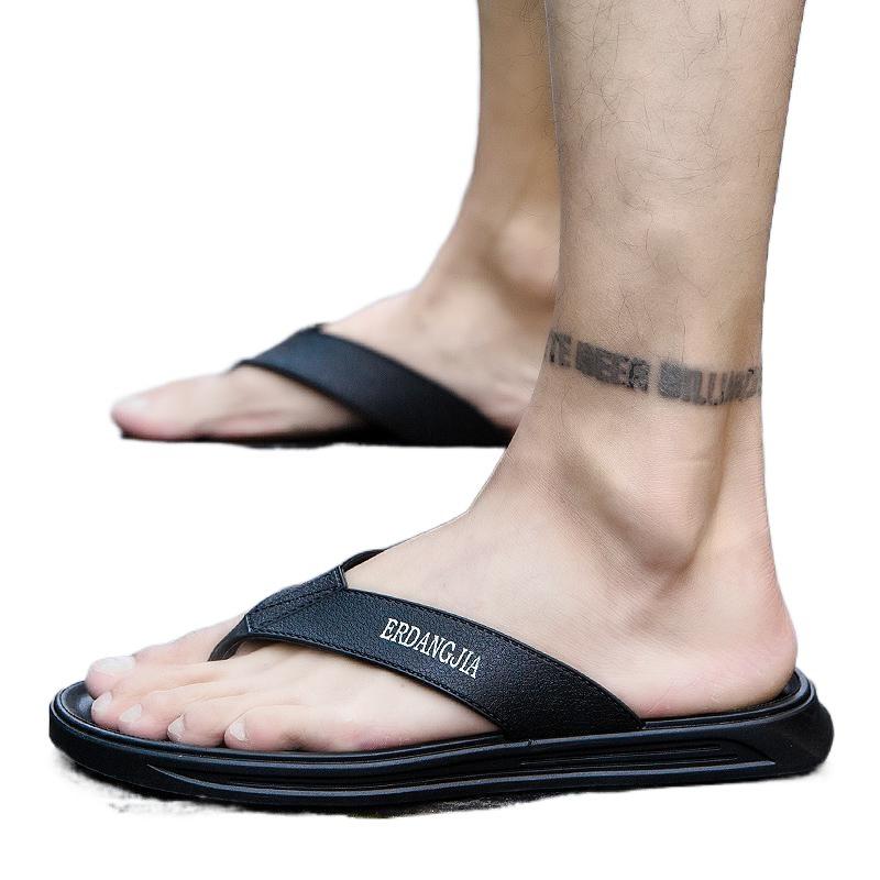 Summer new flip-flops men's Korean version of beach men's slippers large size trend outer wear foreign trade men