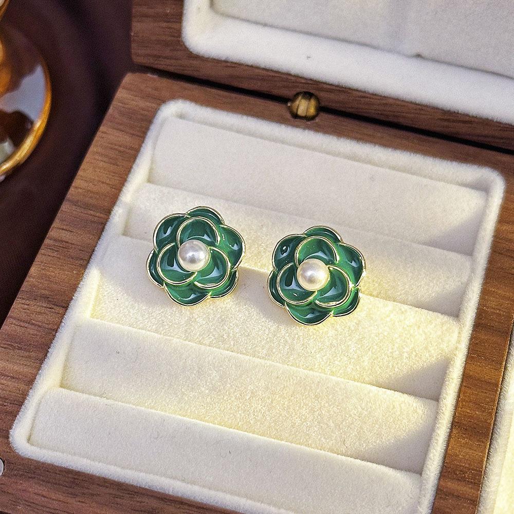 Elegant Zircon Flower and Pearl Stud Earrings - High-End Niche Design