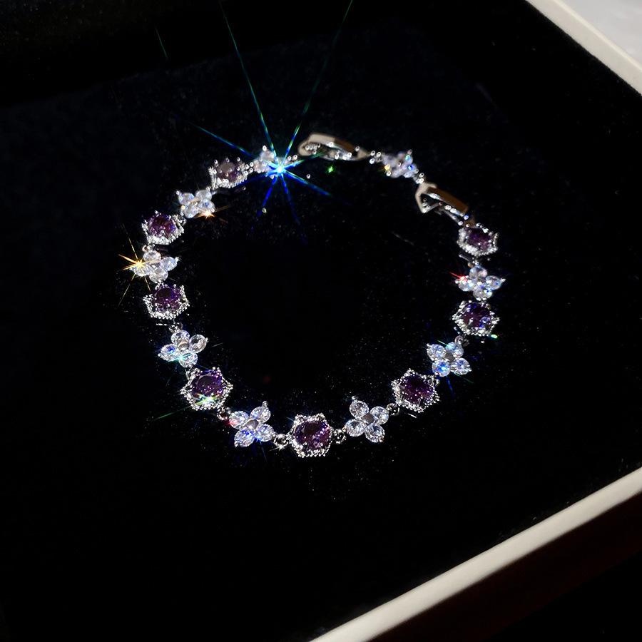 Europe and the United States Hot-selling Color Oval Love Zircon Bracelet Light Luxury Bracelet Personalized Jewelry Women