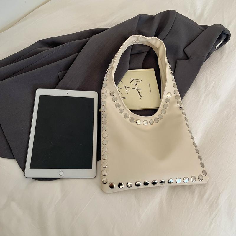 Große Kapazität Weiche Schultertaschen Ausgefallene Silber Nieten Kunstleder Hobo Tasche Jugend Punk Stil Handtasche für Lässige Outfits