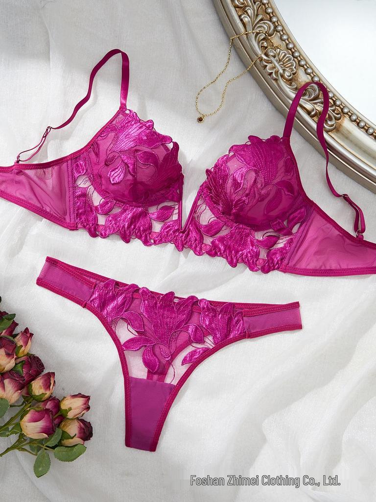 European & American Deep V Embroidered Lace Lingerie Set: Ultra-Thin Chest Minimizing Bra.