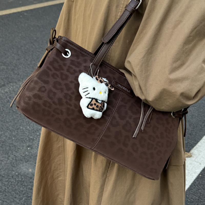 Simple Retro Underarm Bag Women's Autumn New Casual Shoulder Bag Popular Fashion Commuter Bag