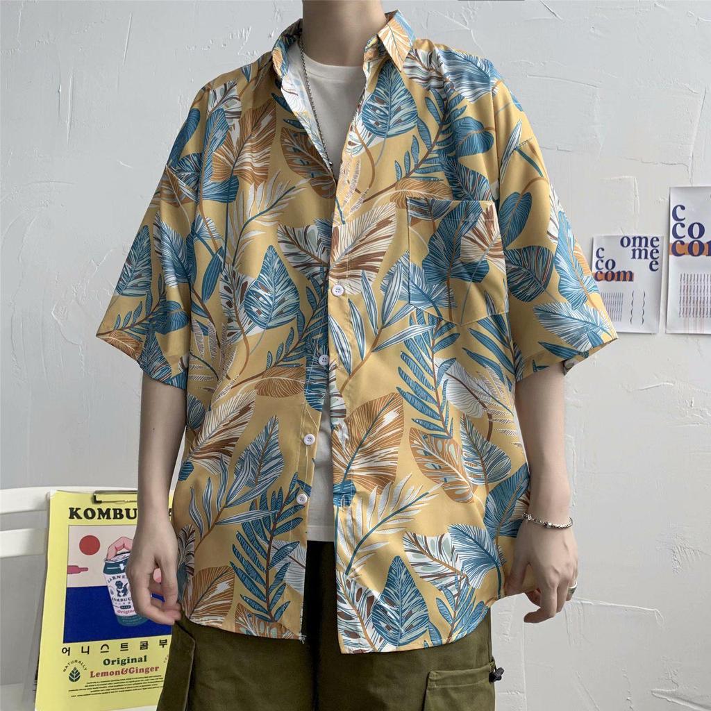 Men's Harajuku-Style Retro Floral Short-Sleeve Shirt: Hong Kong Ulzzang Beachwear with Sun Protection, Perfect for Couples.