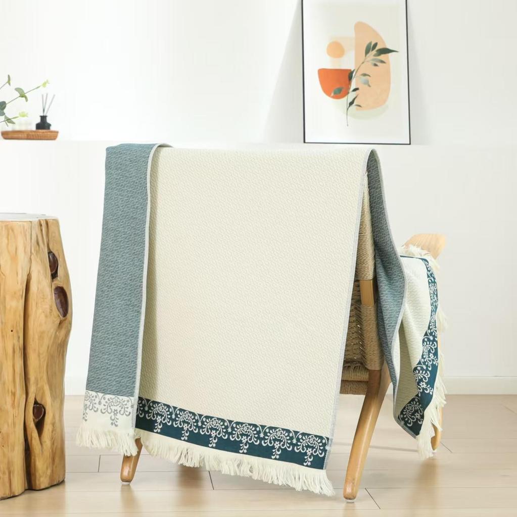 Ethnic Style Oversized Pure Cotton Jacquard Bath Towel with Tassels - Thickened Multi-layer Gauze.