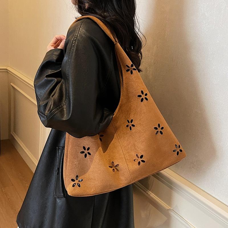 Floral Cutout Suede Hobo Bag with Open Top Design Large Capacity Fashion Shoulder Bag
