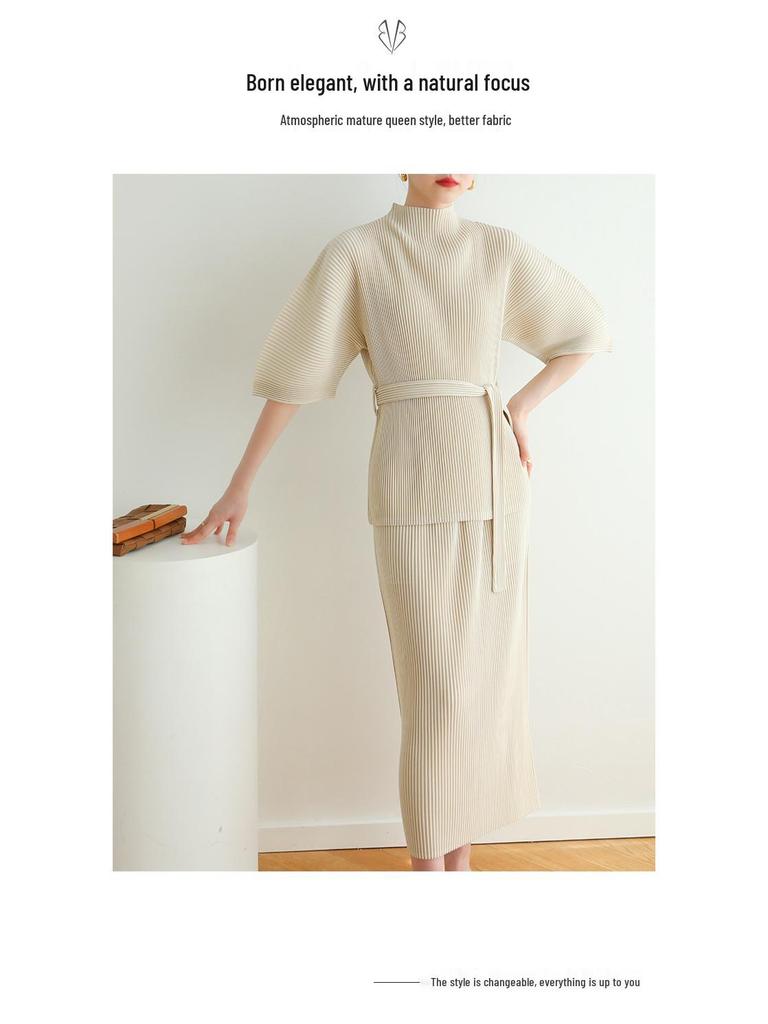 2026 Spring Miyake High-End Pleated Batwing Sleeve Casual Top