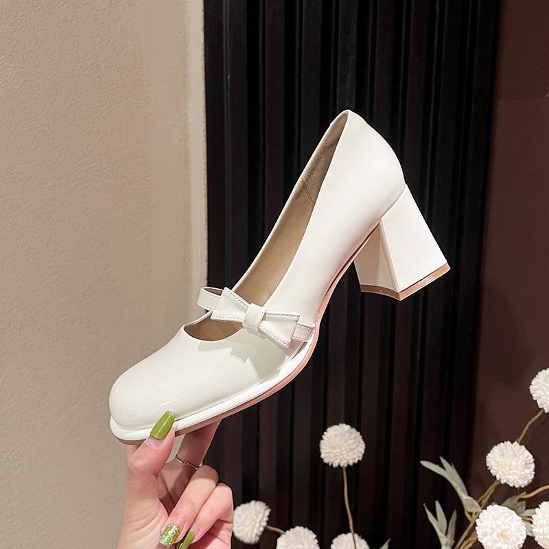 2025 New Women's Mary Janes Shoes - Japanese JK Style, Cute Mini Bow, Chunky Heel, One-Strap High Heel, Pointed Toe, XW-A22120-2