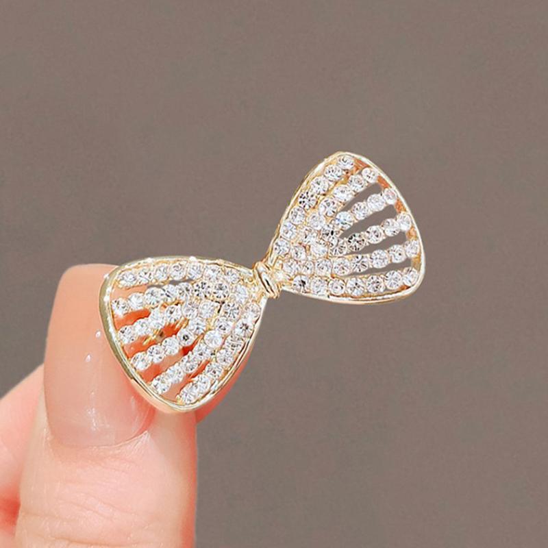 

Female Simple Pearl Cute Star Brooches For Women Luxury Gold Color Alloy Geometry Brooch Safety Pins