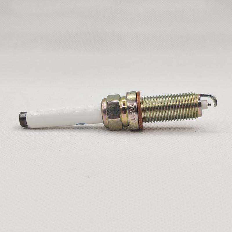 4PCS A0041596803 SILZKFR8C7S Iridium Spark Plug For BENZ A160 W176 W177 C180 E180 B200 C200 W213 W246 C250 CLA E200 EQ GLA/B/C/E