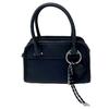 Mini-Boston-Tasche im Vintage-Stil mit DEVICE Dreifach-Anhänger
