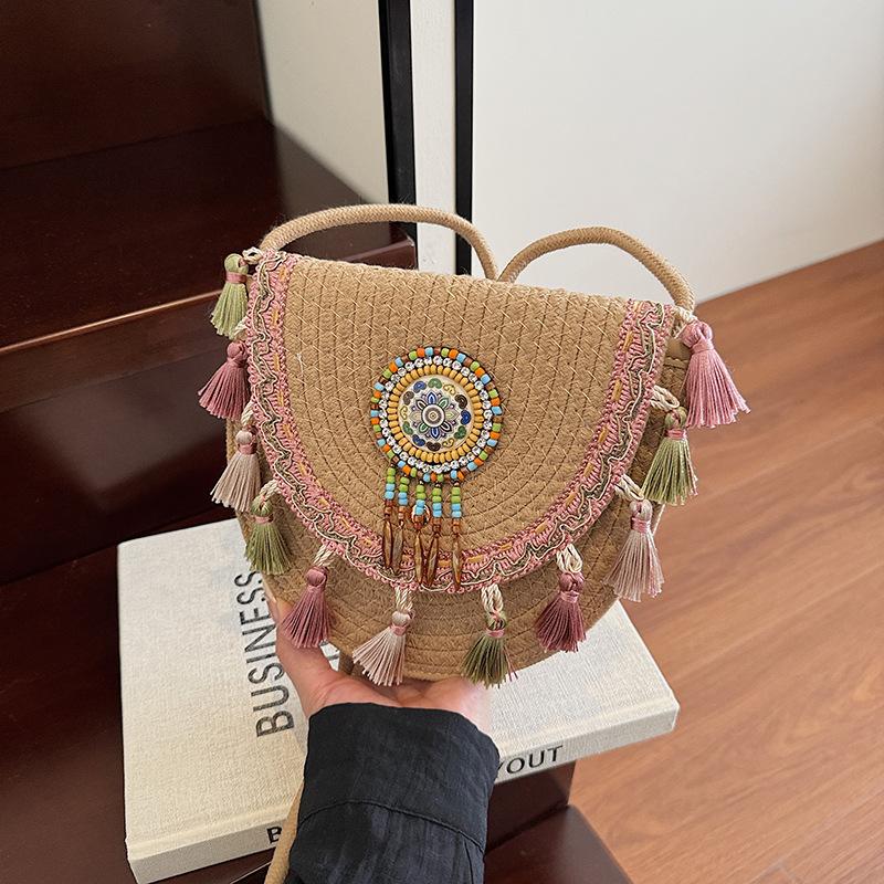 Casual Simple Texture Niche Design Fashionable Saddle Bag 2025 Summer New Foreign Style Women's Shoulder Messenger Bag
