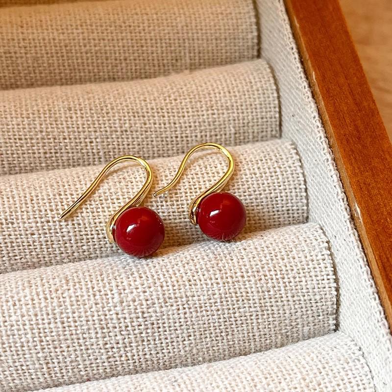 Korean Style S925 Silver Pearl Stud Earrings for Women - Simple, Elegant, and High-End