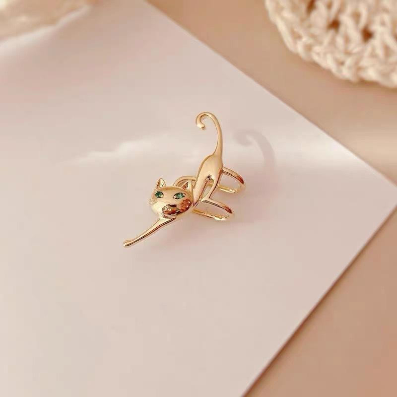 1 Stück Lustiger Kletternde Katze Clip Ohrring für Frauen Niedliches Tier Grünes Auge Kätzchen Frosch Ohne Piercing Ohrknorpel Ohrring Party Schmuck