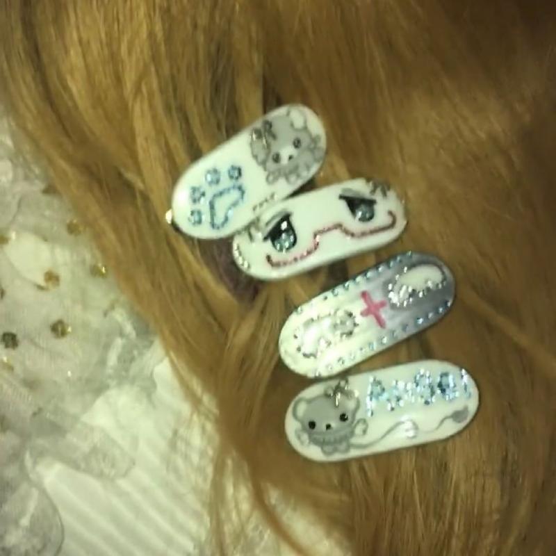 1 Piece Hair Accessories Vintage Y2K 1990S Kawaii Dog Paw Angel Bear Cross Sweet Side Clip For Women Girls