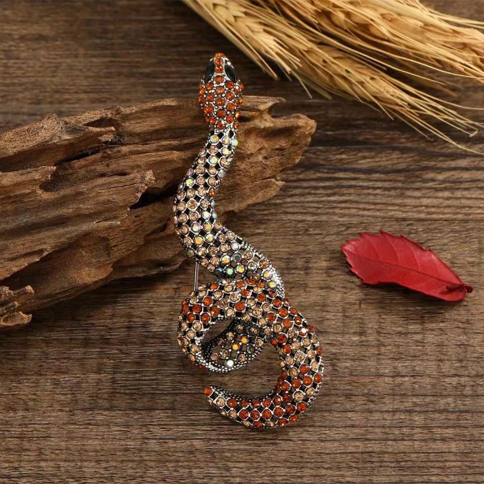 Animal Snake Brooch Pin With Electroplated Alloy Decorative Accessory For Men Women