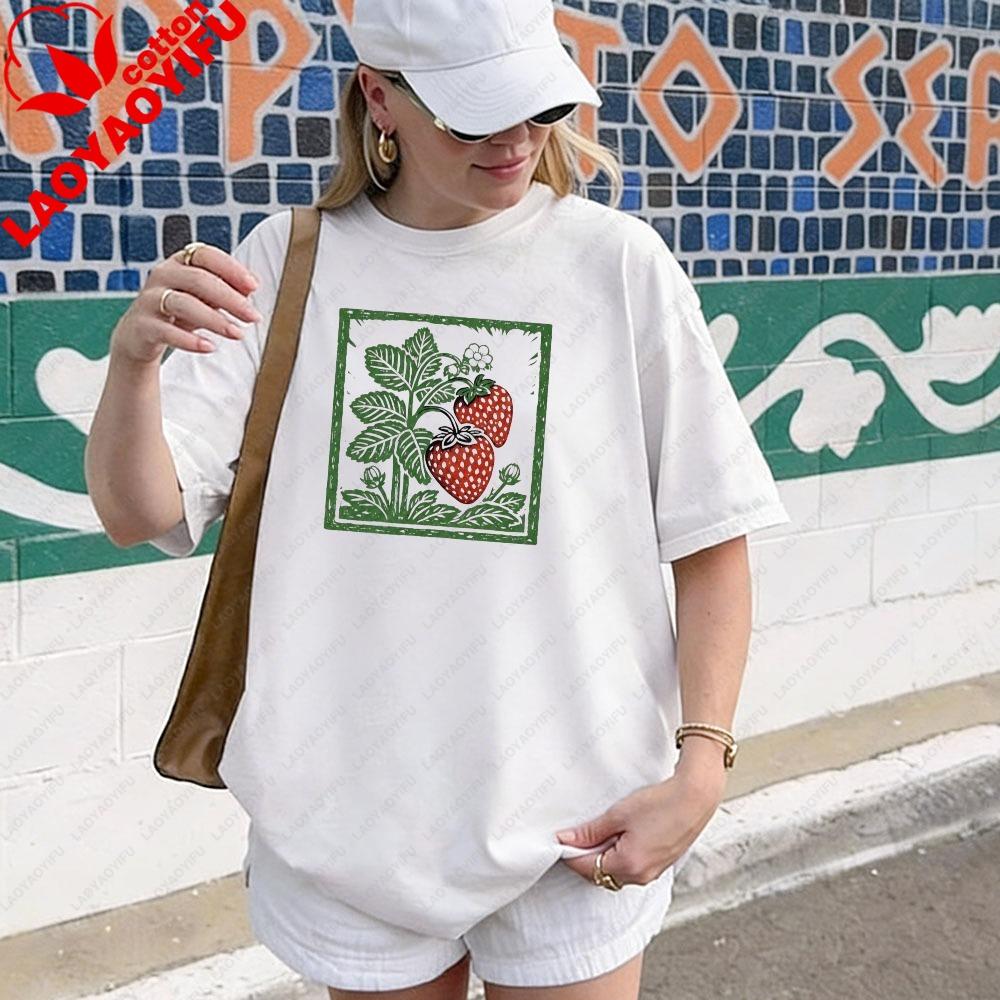 Strawberry Cottagecore Shirt Vintage Botanical Strawberry Tee Garden Fruit Block Print TShirt Berry Plant Graphic Unisex Tshirt