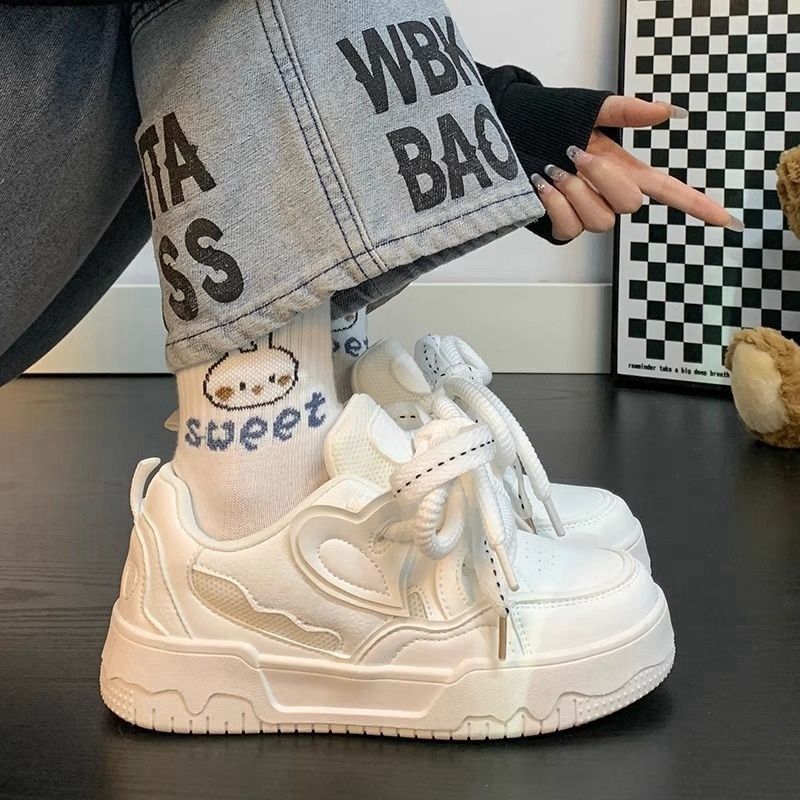 

Дофаминовые туфли женские новые универсальные маленькие белые туфли нишевые на толстой подошве оригинальная любовь мягкая девушка повседневные кеды 40 белый