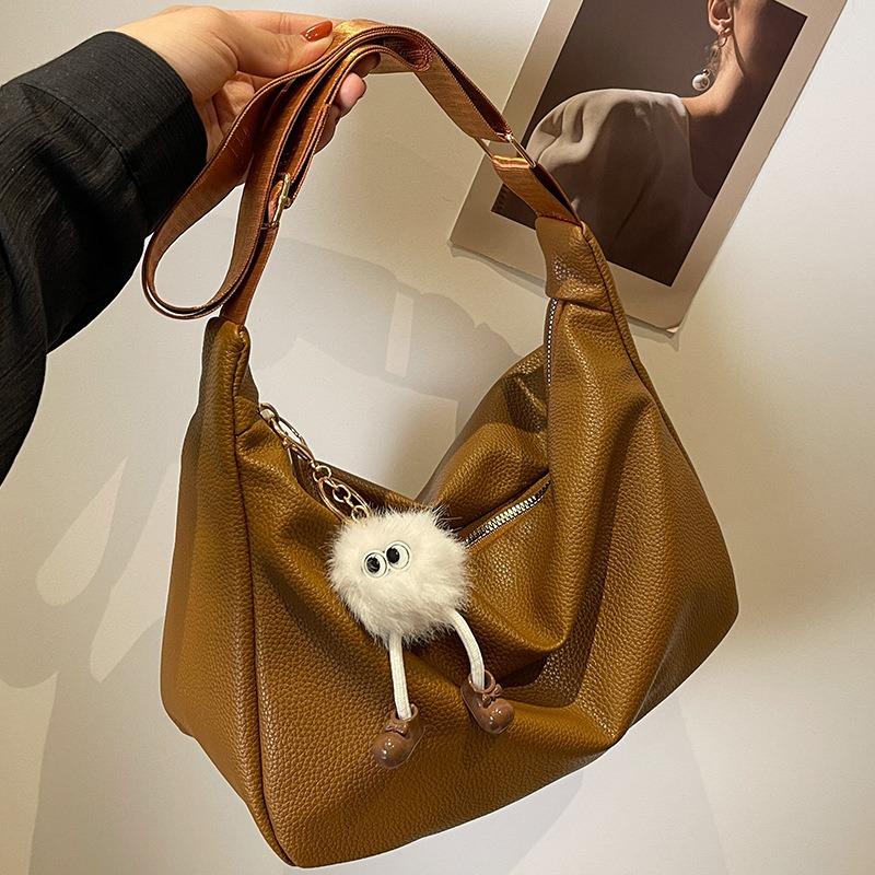 Soft Leather Bag Women's New Fashion Broadband Messenger Bag Women's Autumn Versatile Shoulder Pillow Bag