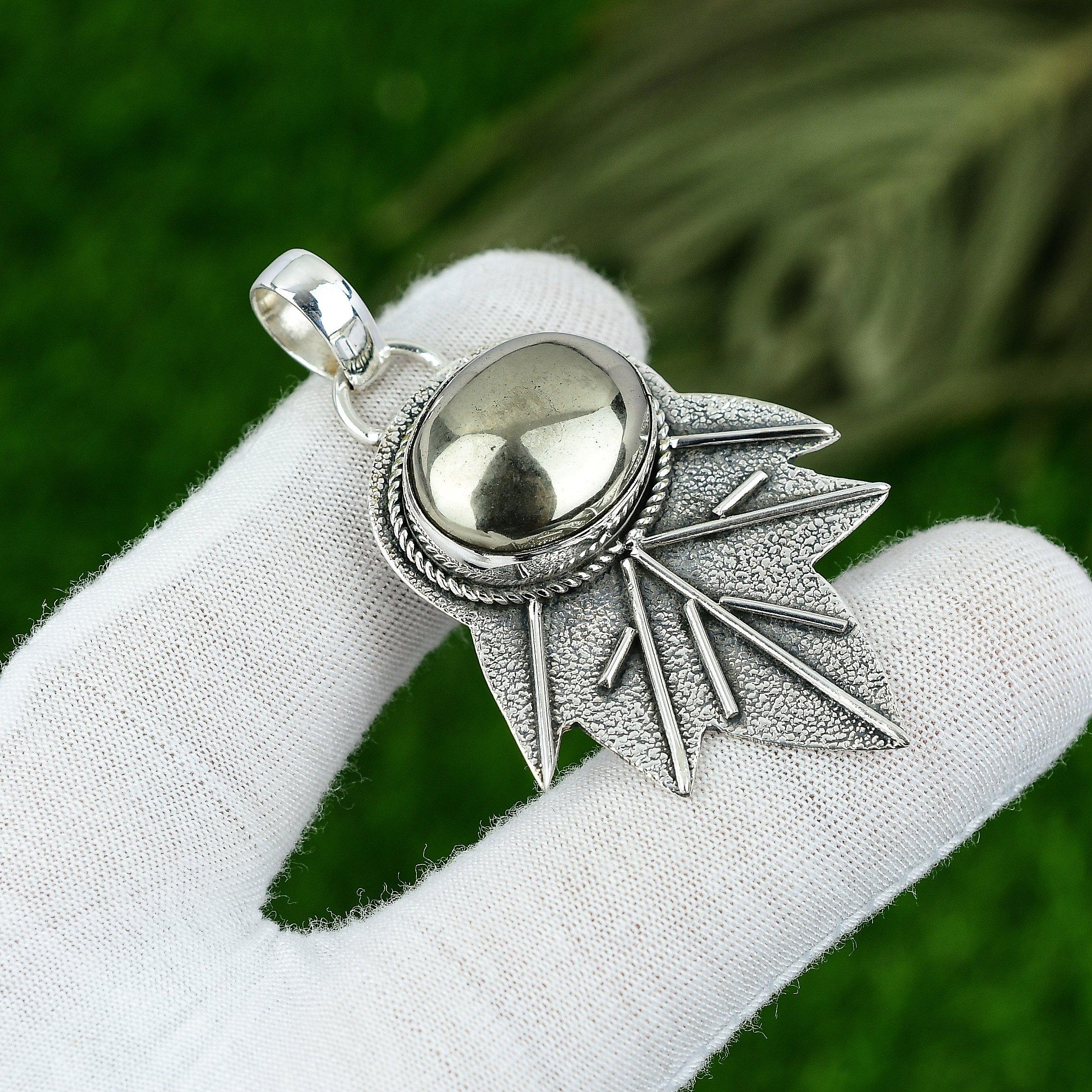 

Юбилейный подарок для нее Подвеска с натуральным пиритом из стерлингового серебра 925 пробы