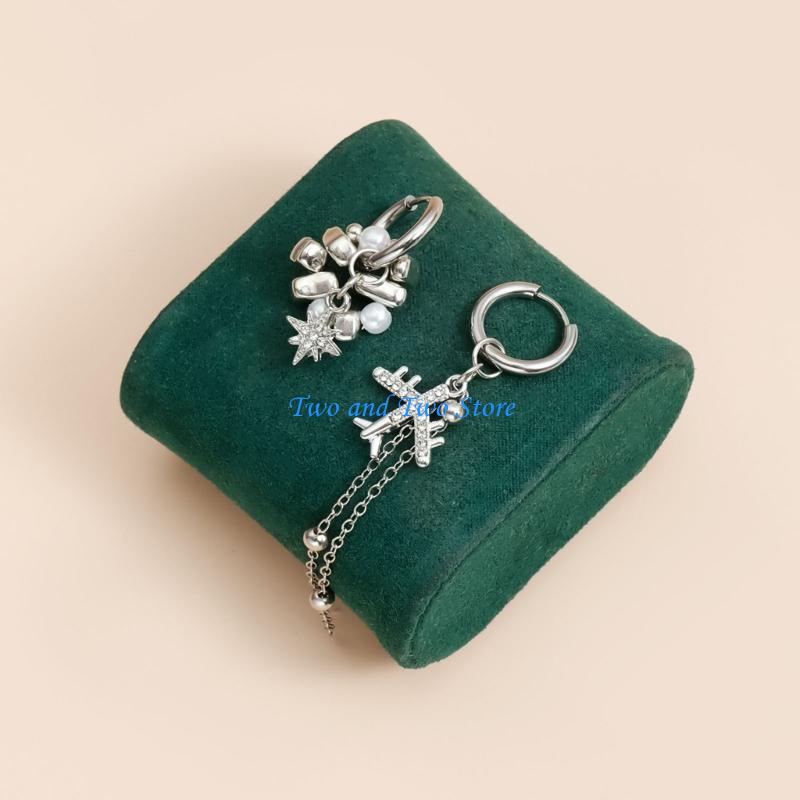 HX6F Unique Moon Jewelry Set Delicate Plane Star Moon Charm Necklace and Earrings Alloy Texture Suitable for Daily Wear CN