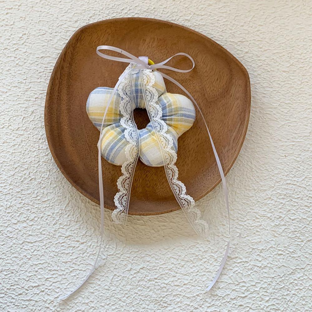 

Korean Style Stuffed Flower Keychain Sweet Cute Bag Decoration Handbag Ornaments жёлтый