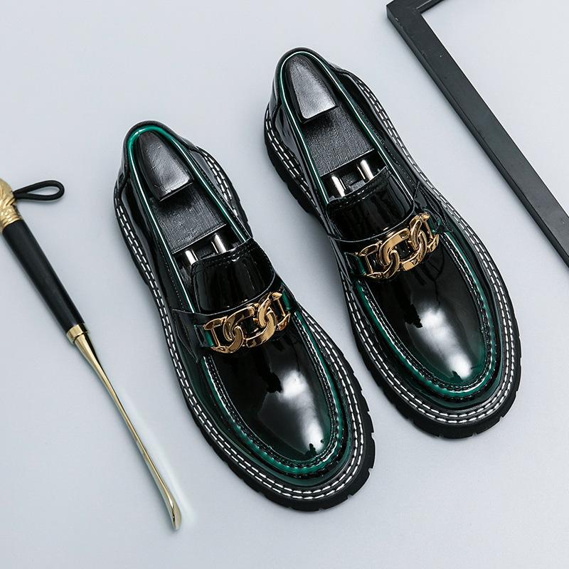 Scarpe di lusso in pelle di alta gamma, senso di alta gamma nel Regno Unito, casual rialzate con suola spessa lucida