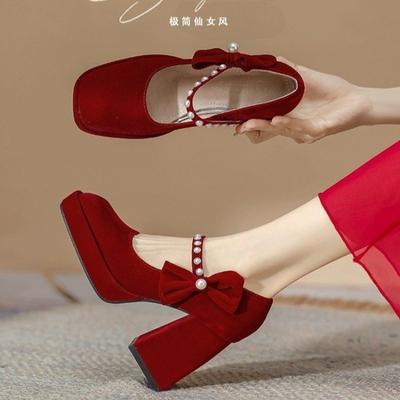 Fashion Korean Fashion Sweet Beaded Women's Pumps 2024 New Elegant Bow Red Wedding Bridal Shoes Comfortable Square Heel Platform Heels
