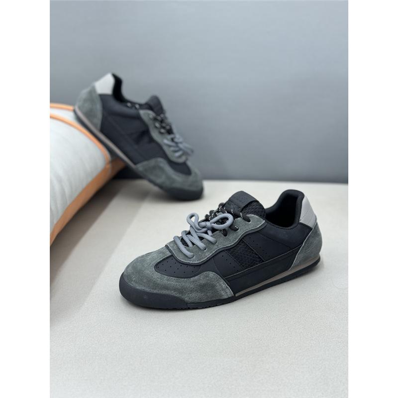 New comfortable shoes sneakers breathable and comfortable dnh