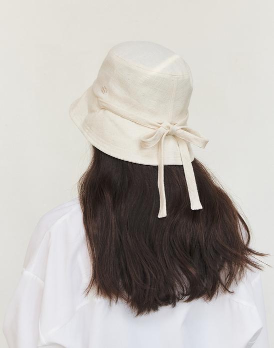 Hejiseuyeoseongaegseseoli Ivory Melange Linen Blend Bucket Hat