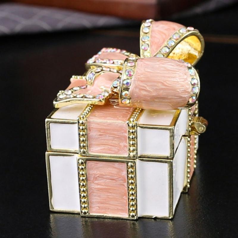 Stylish Alloy Jewelry Holder With Spacious Interior To Store And Showcases Your Favorite Accessories Jewelry Display Case B03E CN