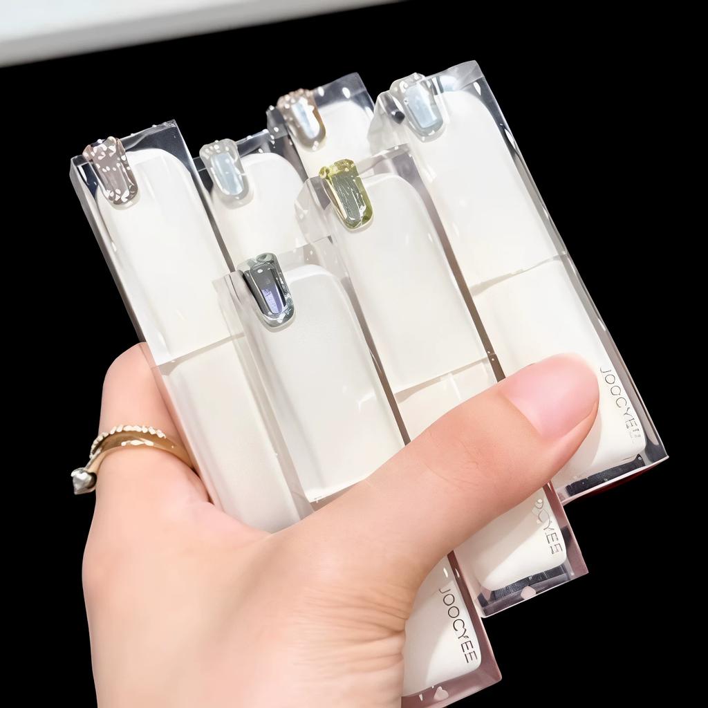 Light and Bright! Joocyee Translucent Crystal Jelly Lipstick 2.0 Film-Forming Water-Gloss Mirror-Like Moisturizing 554L for Women