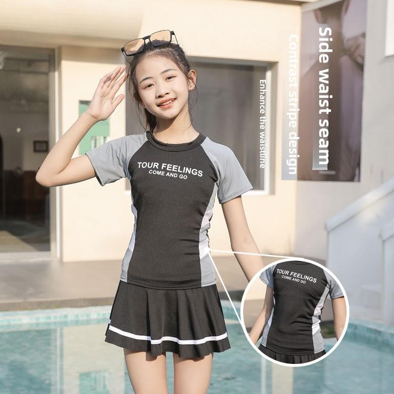 Costume da Bagno Sportivo per Ragazza Imbottito Diviso Manica Corta Protezione UV per Attività Acquatiche
