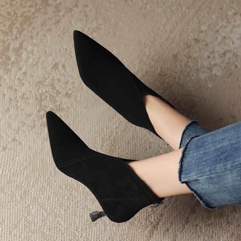 Женские ботильоны Винтажные с острым носом Модные Элегантные На молнии сзади Короткие ботинки Осень Зима Женские Лаконичные Туфли на высоком каблуке 35 чёрный 3490₽