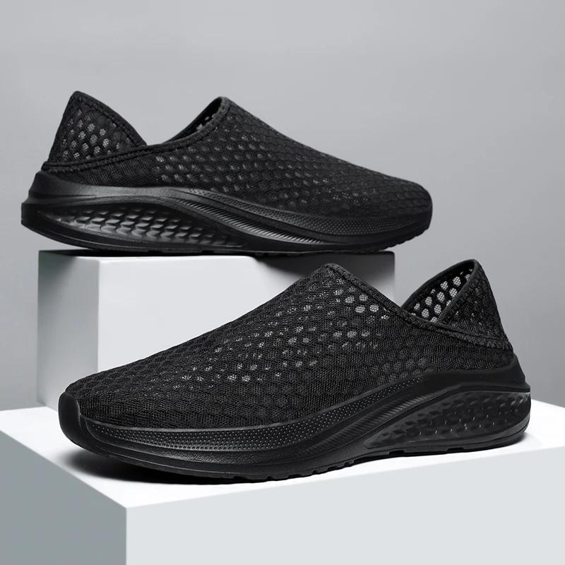 New Summer Mesh Slip-On Lazy Man Walking Shoes for Men Breathable Round Toe Casual Slip-On Sandals Suitable for Outdoor Wear