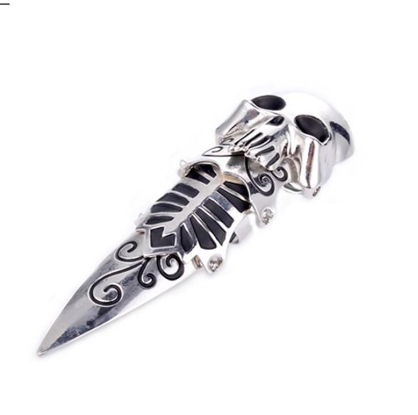 Domineering Dragon Skull Ring: Men's Fashion Jewelry with Bendable 8-Ring Joint Design