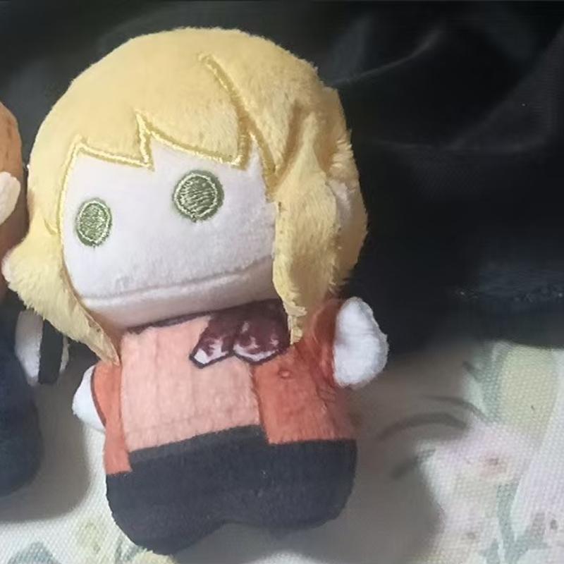 Poupée Peluche 25cm Jeu Resident Evil Leon Kennedy Peluches Abstraites Cosplay Jeu Décoration Chambre Fil Figure Anime Jouets Cadeaux pour Fans de Poupées