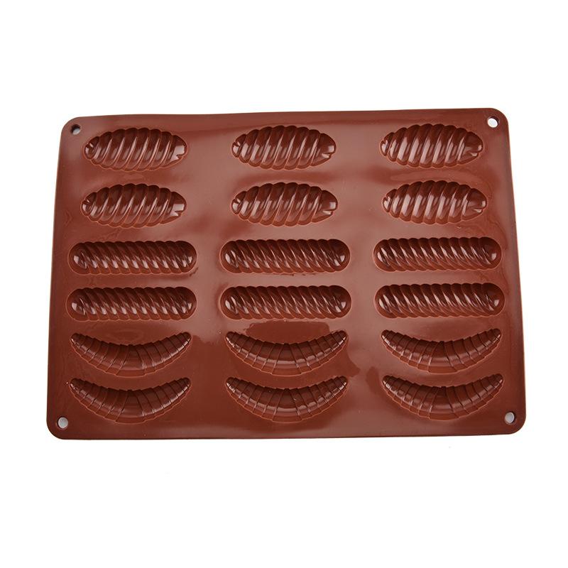 Kitchen Creative 18 High Temperature Resistant Silicone Cake Bread Baking Mould DIY Chocolate Biscuit Mould