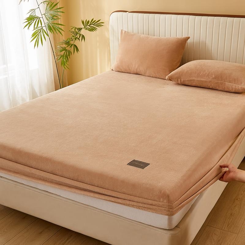 Simple Solid Color Fitted Sheet Nordic Mattress Cover Plush Bed Sheet Winter Warm Elastic Soft Bed Sheet with Elastic Band