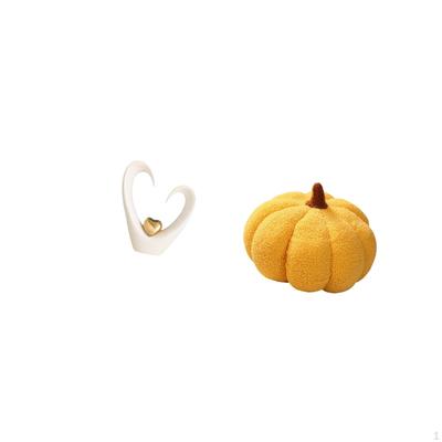 Heart Pumpkin Sculpture Desktop Ornament Collectible Minimalist Decorative Figurine Modern Statue
