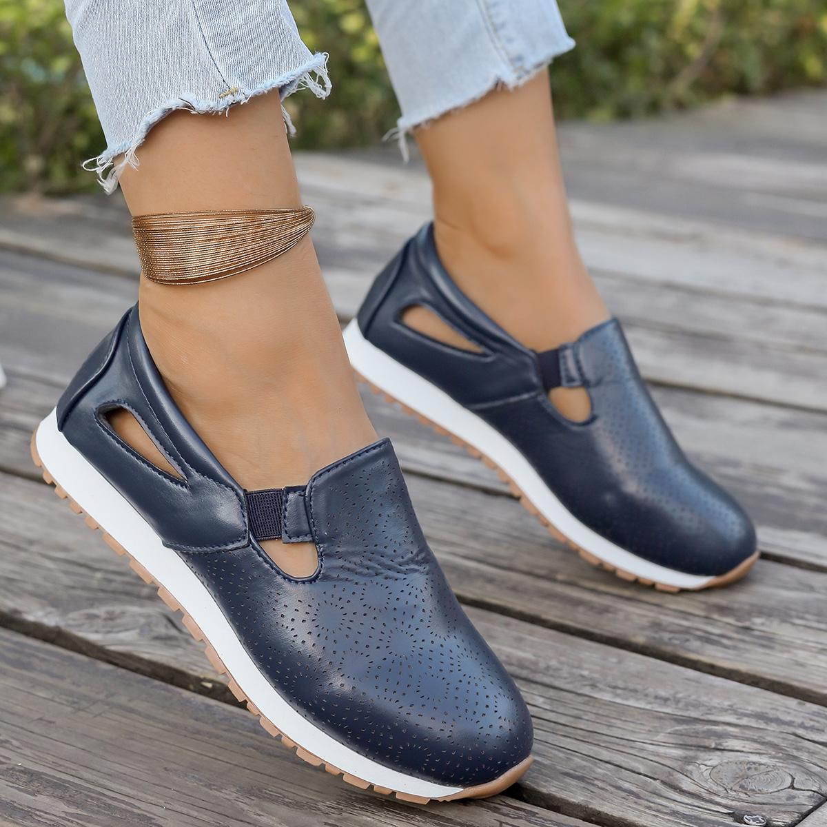 

Women Sneakers Large Size Hollow Out Women Shoes Soft Bottom Lightweight Casual Shoes Outdoor Slip-On Designer Sneakers Women 36 синий