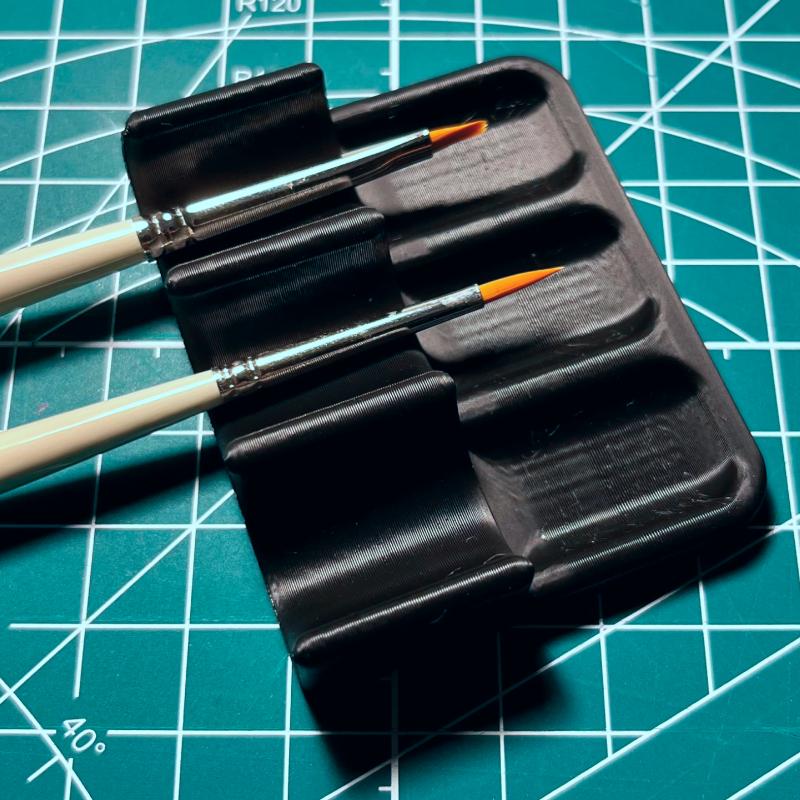 1pc Plastic Brush Holder,Easy To Clean, Convenient To Carry, Space-Saving Watercolor and Acrylic Oil Painting Brush Storage Box