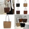 Fashionable New Arrival Underarm Single Shoulder Bag Women 2024 Spring Street Style High-end Sense Tote Bag