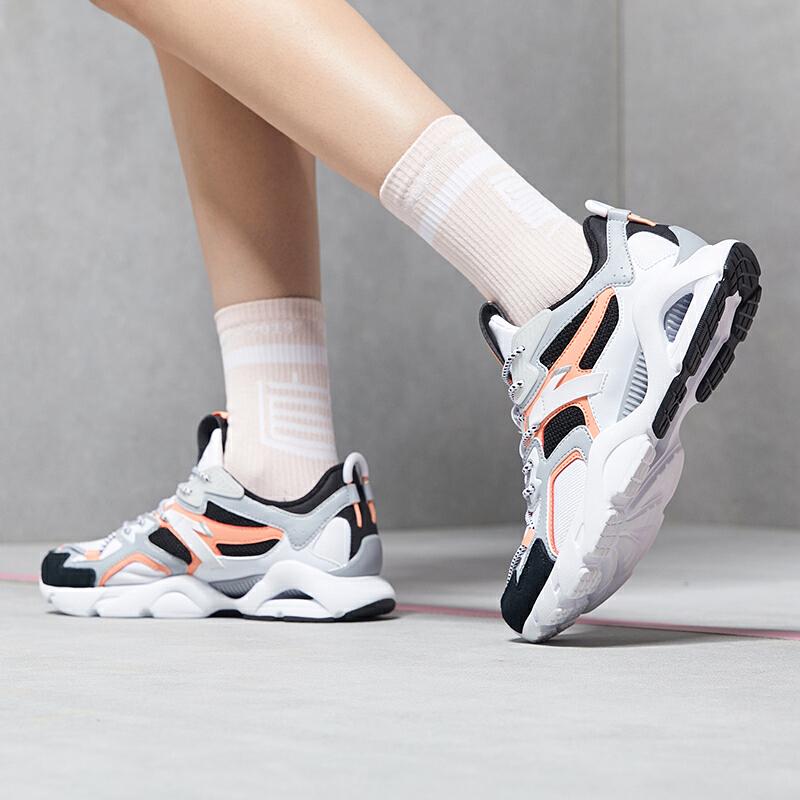 Anta Retro Low-Top Running Shoes Women Sneakers White Gray Black 92945535-1