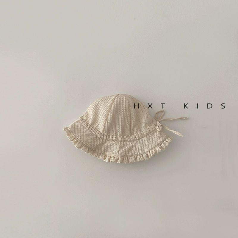 Adjustable Baby Sun Hat with Ruffles - Stylish Lightweight Protection for Spring & Autumn